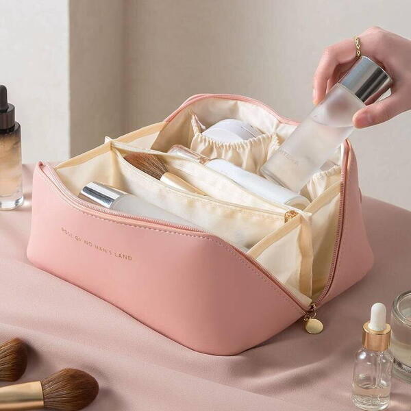 1+1 GRATIS Geanta cosmetice si parfumuri, cu maner, ideal geanta bagaj, Roz